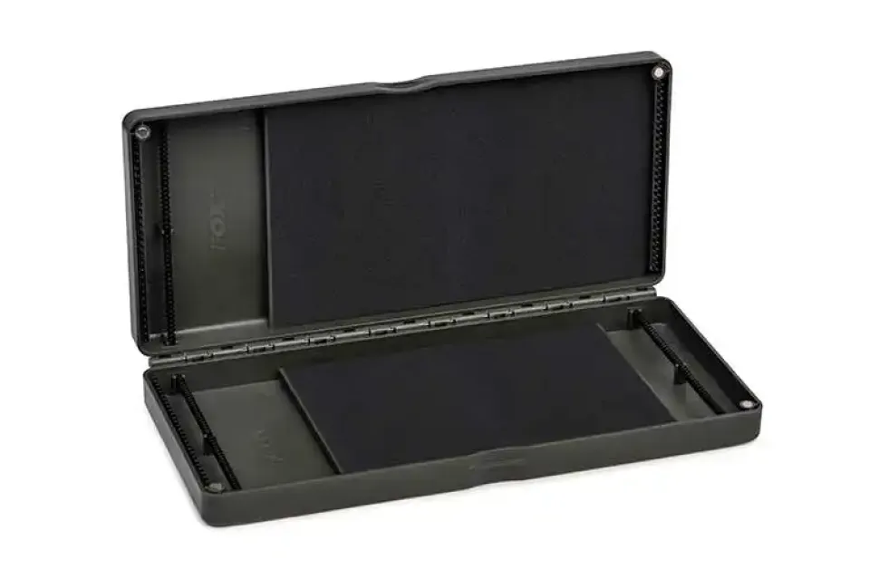 FOX Carp Edges Rig Box inc 50 Pins #Medium
